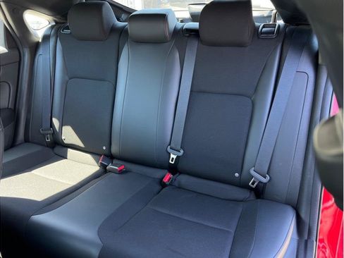 Used 2023 Honda Civic Sport image 9