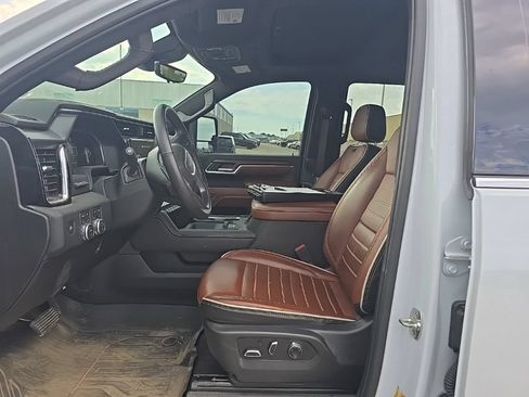 Used 2026 GMC Sierra 2500 Denali Ultimate w/ LPO, GMC Protection Package AWD/4WD image 10