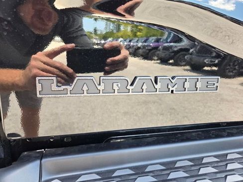 New 2026 RAM 2500 Laramie AWD/4WD image 15