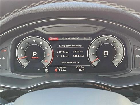 Used 2022 Audi Q8 Premium AWD/4WD image 13