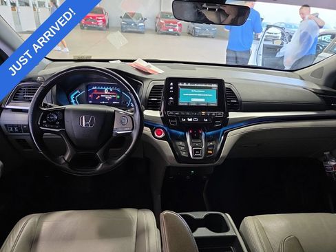 Used 2023 Honda Odyssey Touring image 5