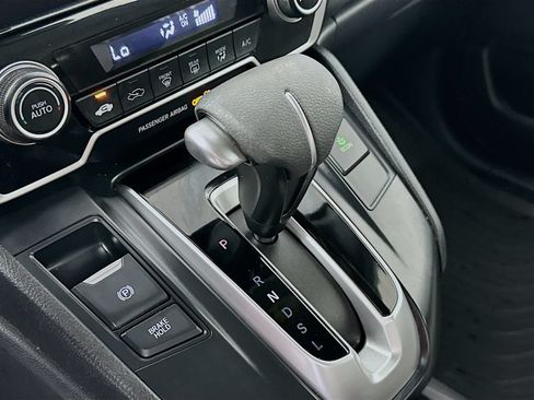 Used 2017 Honda CR-V LX image 16