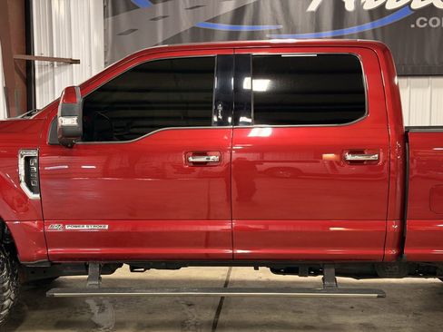 Used 2018 Ford F350 Platinum w/ Platinum Ultimate Package image 14