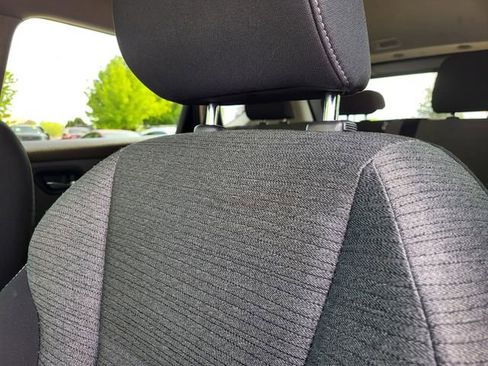 Certified 2022 Nissan Rogue SV image 17