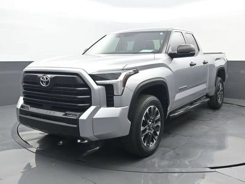 Used 2025 Toyota Tundra SR5 AWD/4WD image 22
