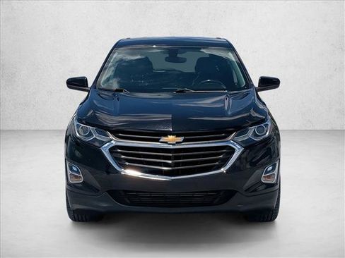 Used 2018 Chevrolet Equinox LT FWD image 2