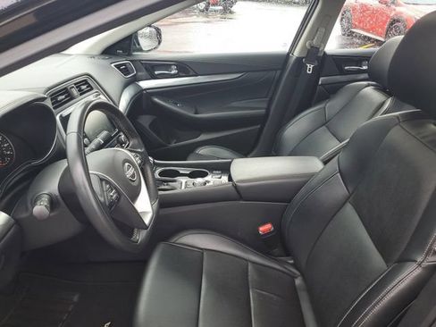 Used 2023 Nissan Maxima SL FWD image 16