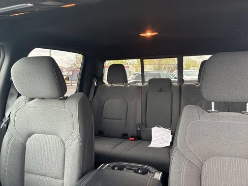 Used 2020 RAM 1500 Big Horn AWD/4WD image 32