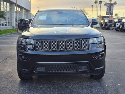 Used 2020 Jeep Grand Cherokee Altitude