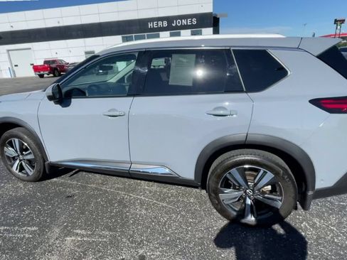 Used 2023 Nissan Rogue SL w/ SL Premium Package AWD/4WD image 7