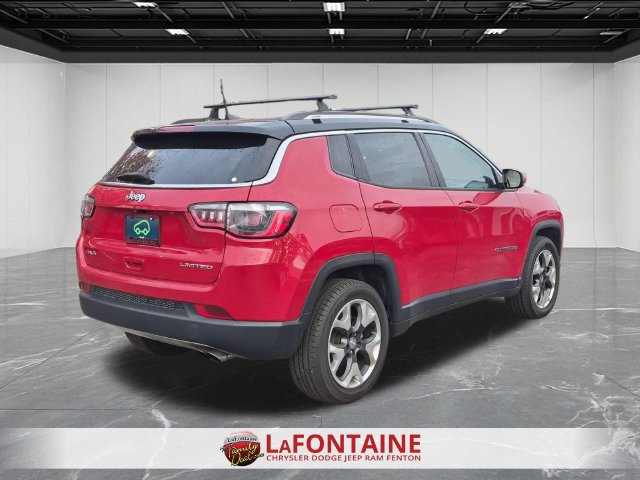 Used 2018 Jeep Compass Limited AWD/4WD image 5