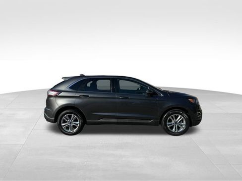 Used 2017 Ford Edge SEL w/ Equipment Group 201A image 6