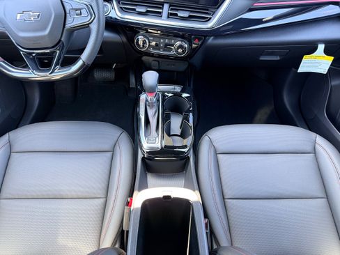 New 2026 Chevrolet Trax RS w/ Driver Confidence Package FWD image 18