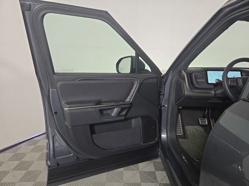 Used 2024 Rivian R1S Adventure AWD/4WD image 16