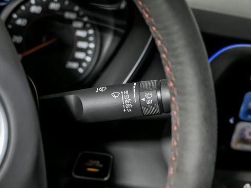 Used 2017 Chevrolet Camaro ZL1 image 29