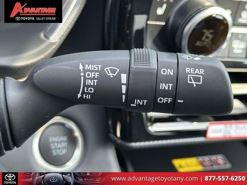 Used 2026 Toyota Highlander XSE image 29