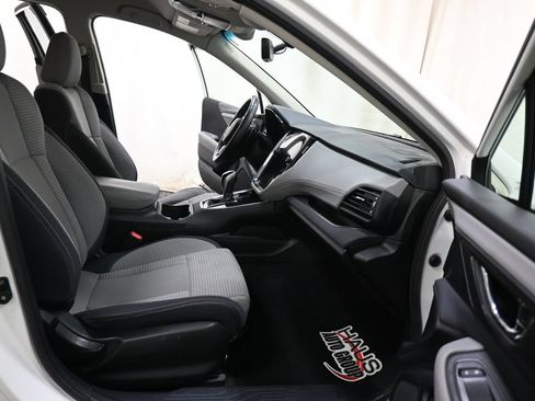 Used 2022 Subaru Outback Premium AWD/4WD image 9