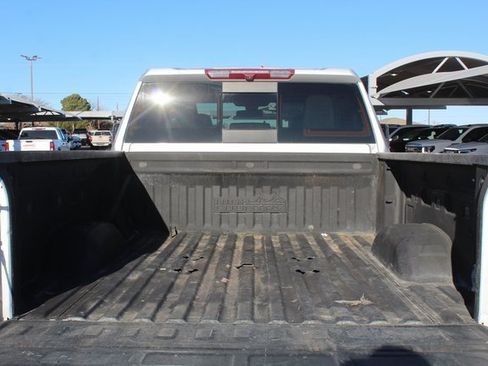 Used 2022 Chevrolet Silverado 2500 High Country w/ Safety Package II image 6