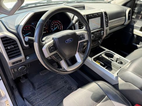 Used 2020 Ford F350 Lariat w/ Lariat Ultimate Package AWD/4WD image 16