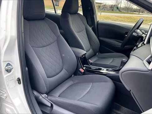 Used 2020 Toyota Corolla LE image 7