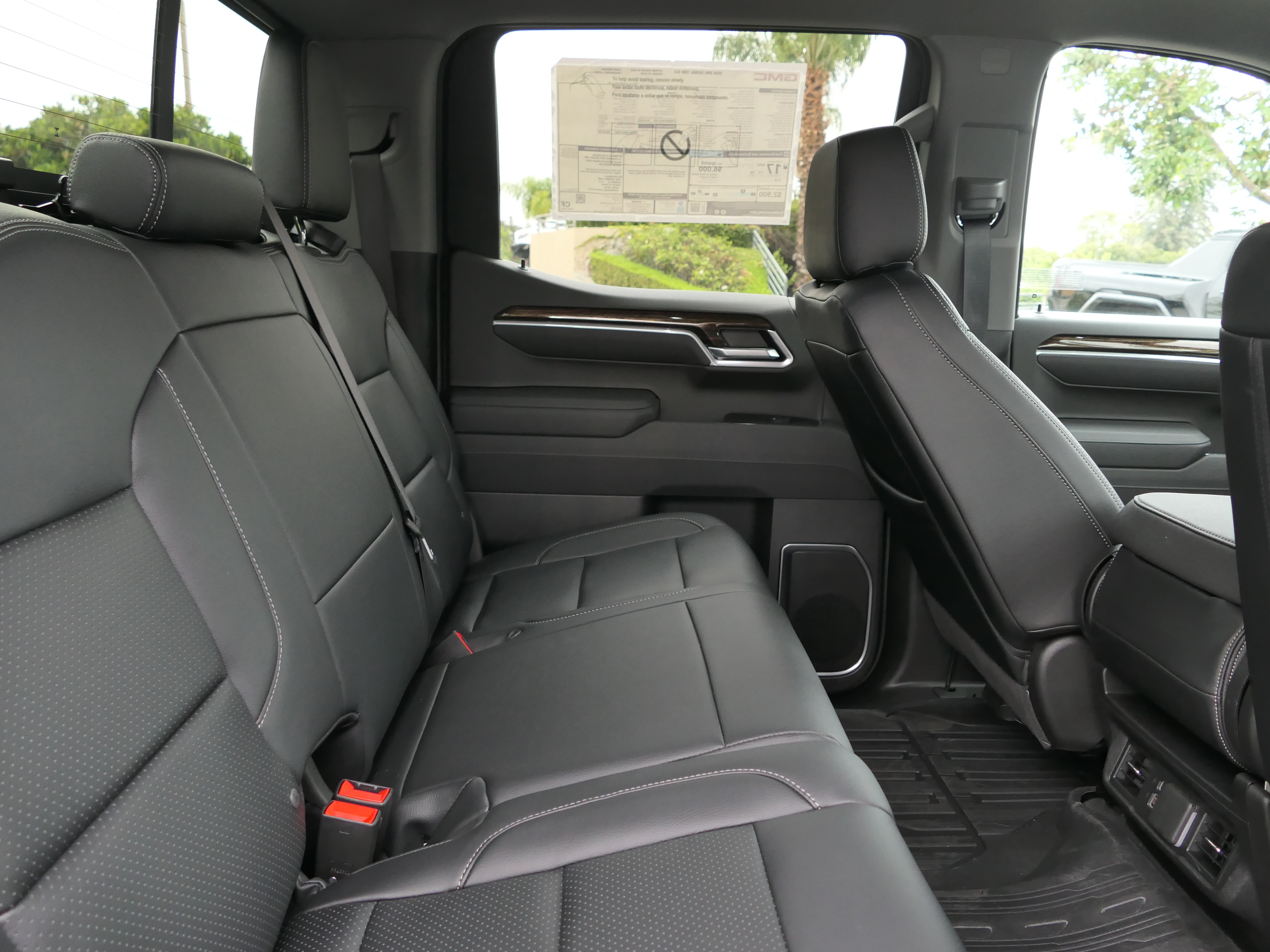 New 2026 GMC Sierra 1500 SLE w/ Preferred Package AWD/4WD image 20