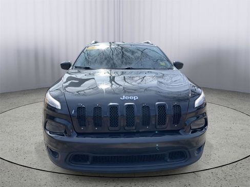 Used 2015 Jeep Cherokee Latitude w/ Cold Weather Group image 2