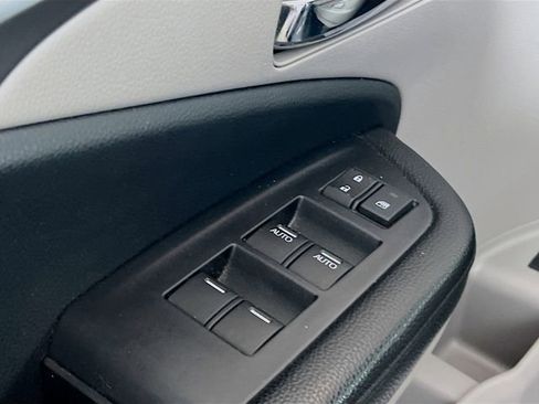 Used 2019 Honda Pilot EX-L image 18