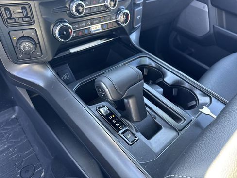 New 2025 Ford F150 Lariat w/ Equipment Group 501A Mid image 32