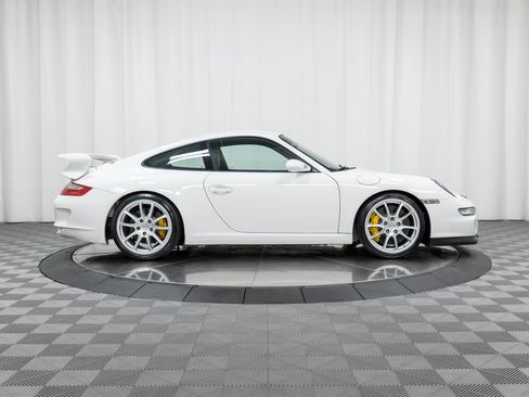 Used 2007 Porsche 911 GT3 RWD image 8