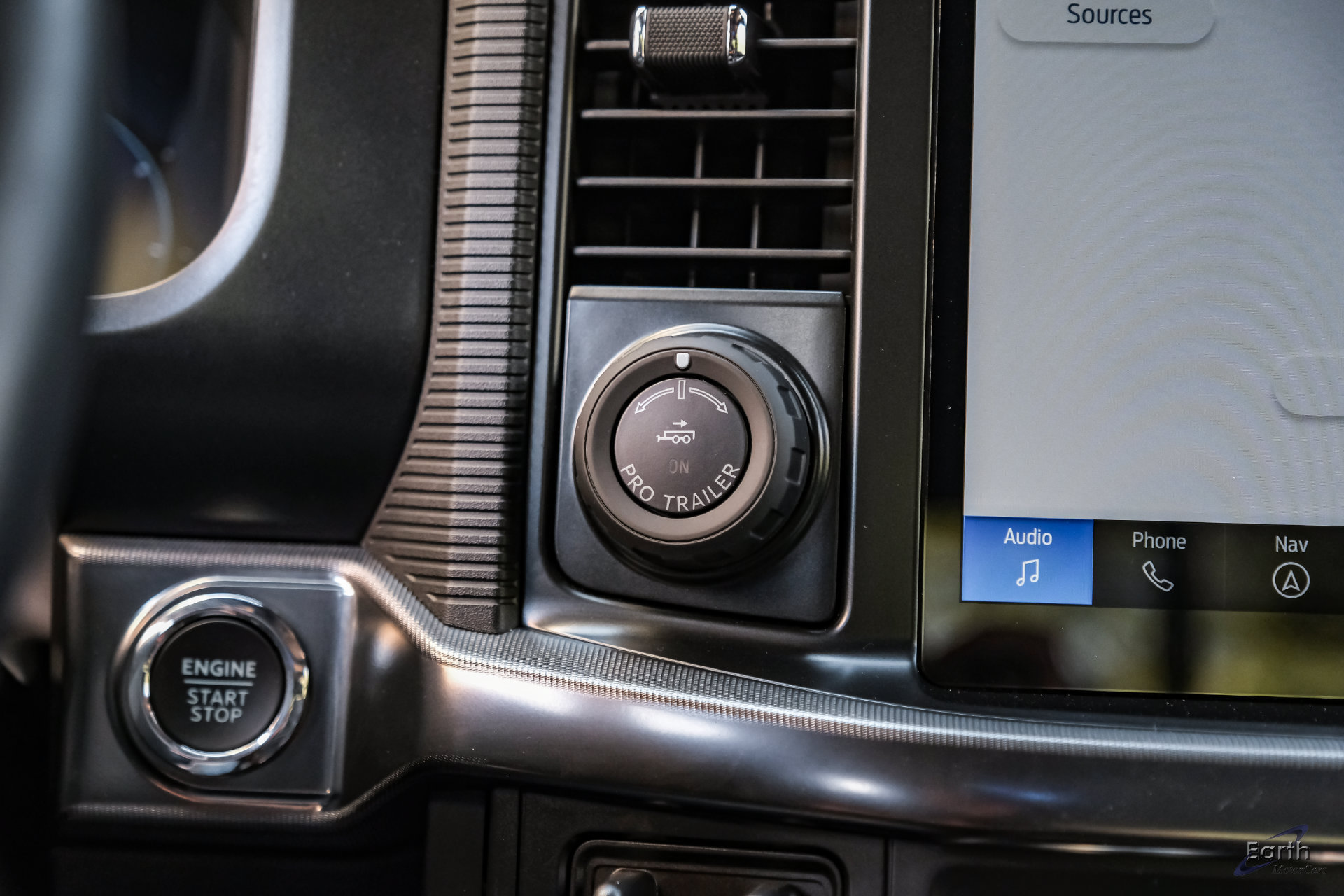 Used 2025 Ford F150 Raptor AWD/4WD image 66