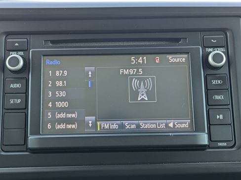 Used 2019 Toyota Tacoma SR5 image 22