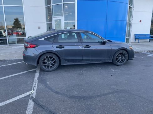 Certified 2024 Honda Civic Sport Touring image 11