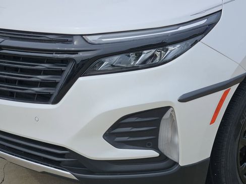Used 2022 Chevrolet Equinox LT FWD image 13