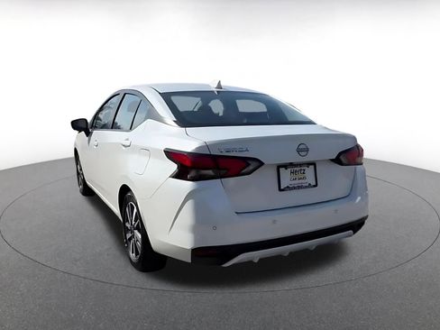 Used 2025 Nissan Versa SV image 11