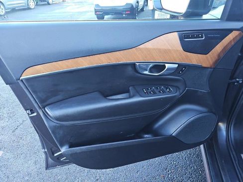 Used 2023 Volvo XC90 T8 Plus w/ Protection Package Premier image 3