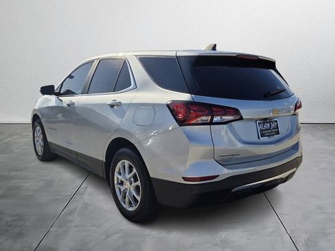 Used 2022 Chevrolet Equinox LT image 4