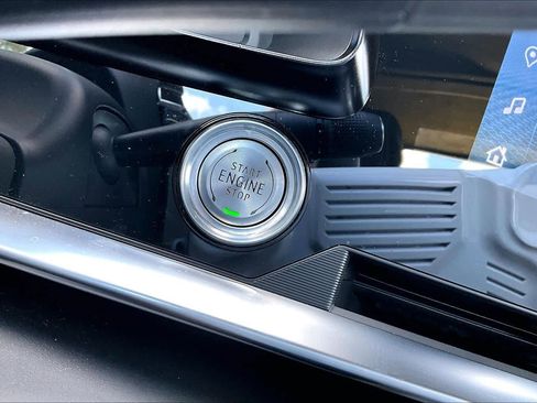 Used 2025 Chevrolet Corvette Stingray Premium Conv w/ 3LT RWD image 29