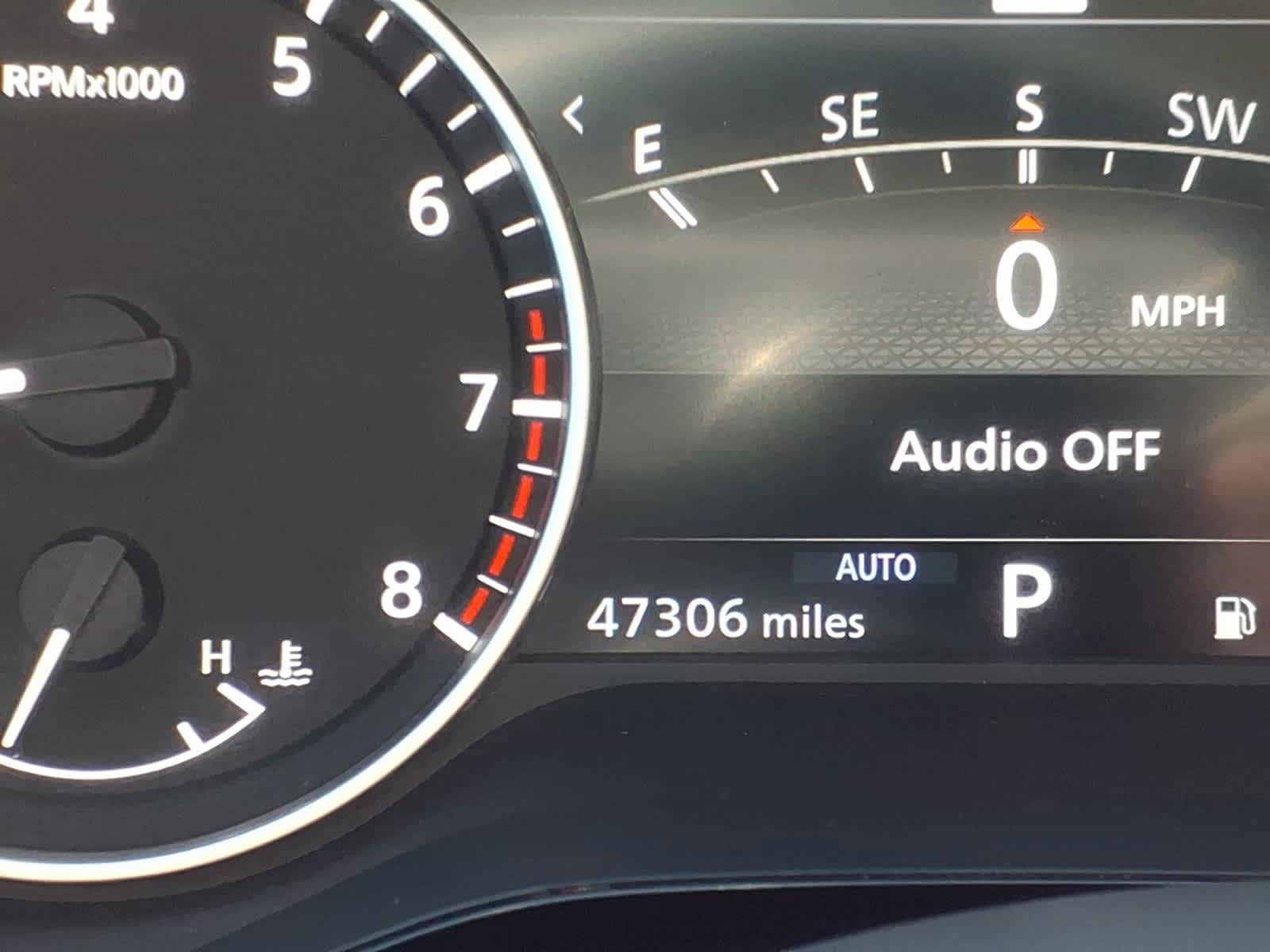 Used 2023 Nissan Pathfinder SL AWD/4WD image 25