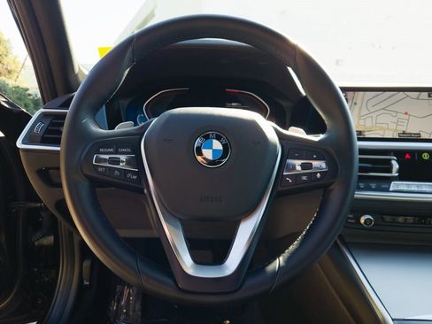 Used 2022 BMW 330i Sedan w/ Driving Assistance Package image 14