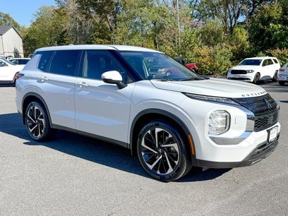 Used 2022 Mitsubishi Outlander ES