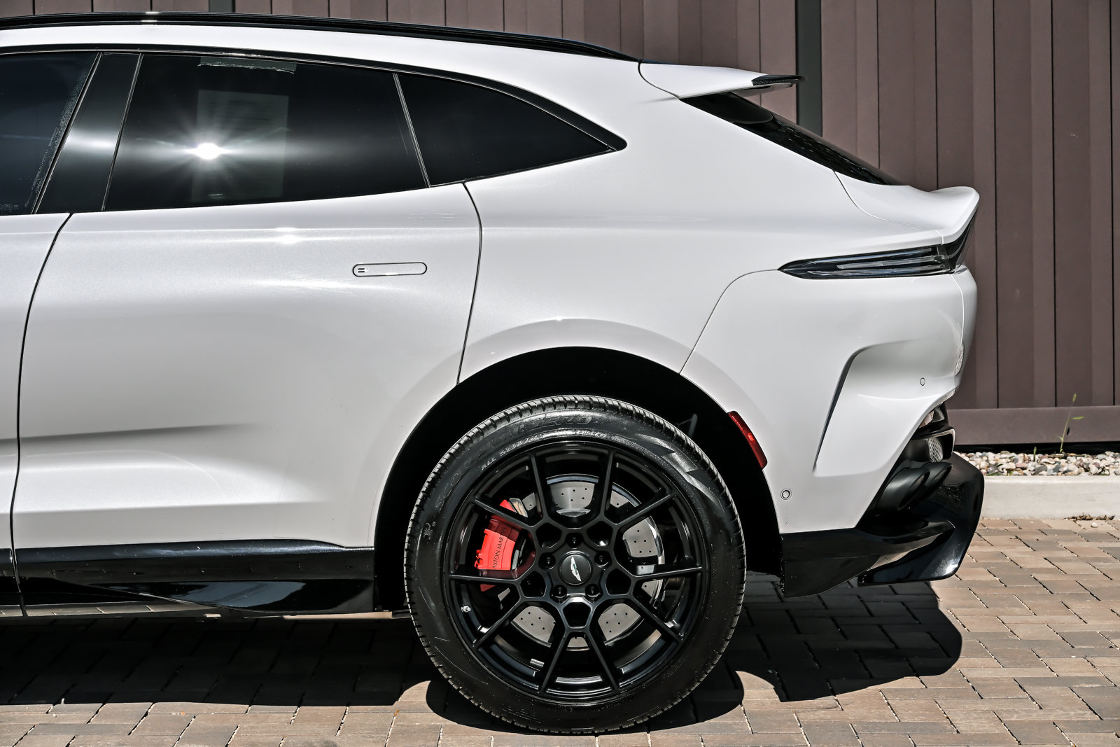 Used 2023 Aston Martin DBX 707 AWD/4WD image 15