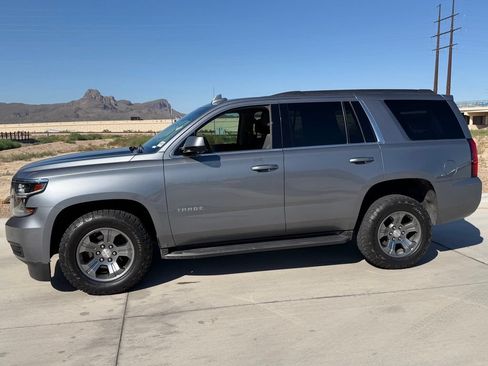 Used 2019 Chevrolet Tahoe LS RWD image 4