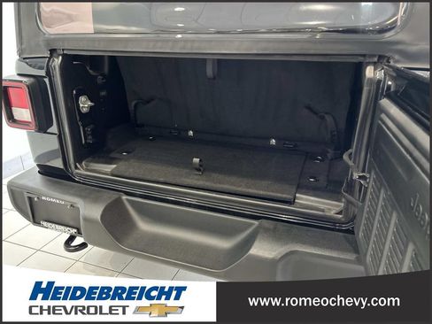 Used 2023 Jeep Wrangler Sport AWD/4WD image 16