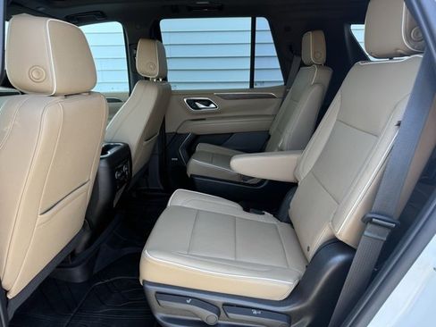 Used 2022 Chevrolet Tahoe Premier image 17