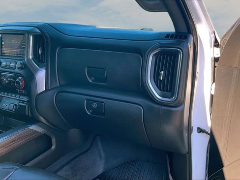 Used 2020 Chevrolet Silverado 1500 LT Trail Boss image 18