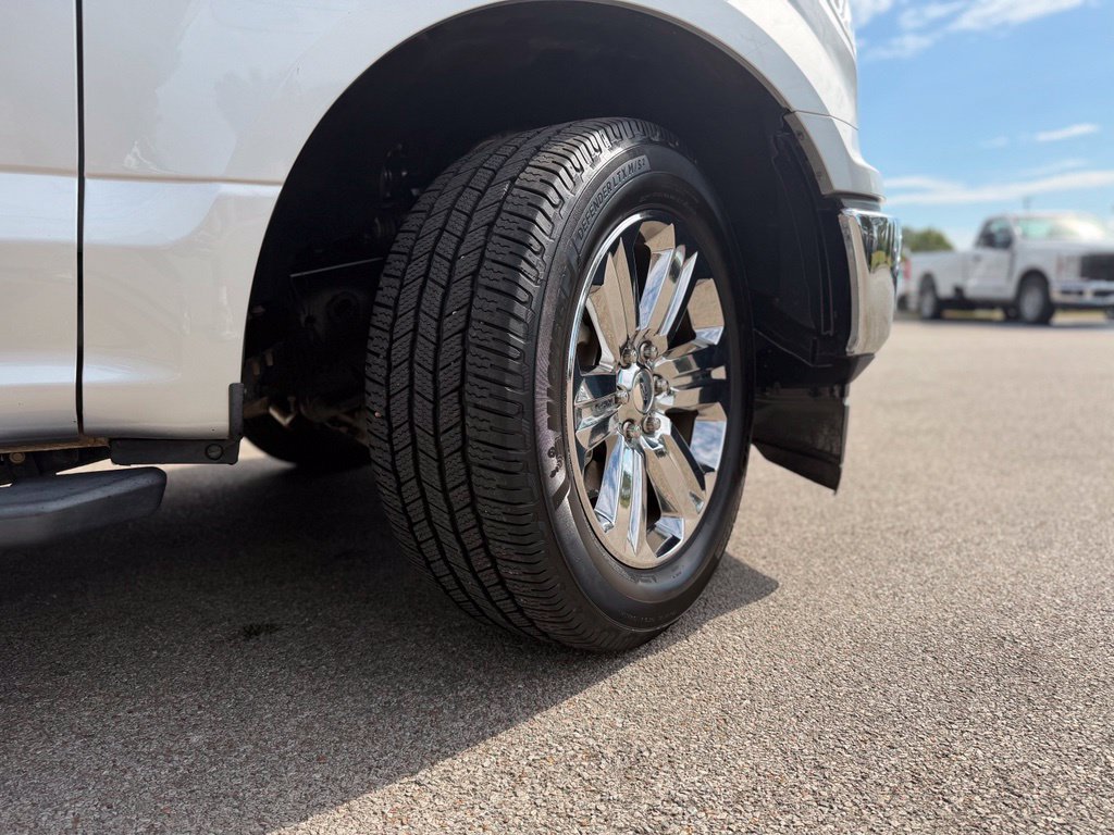 Used 2019 Ford F150 XLT w/ Equipment Group 302A Luxury RWD image 8