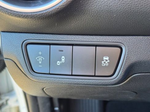 Certified 2024 Kia Forte LXS w/ LXS Technology Package image 21