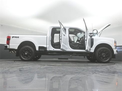 Used 2025 Ford F250 Lariat w/ Lariat Ultimate Package image 51