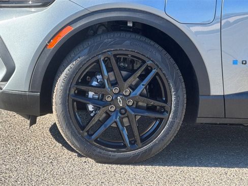 New 2026 Chevrolet Equinox EV LT w/ LPO, Blackout Package image 25