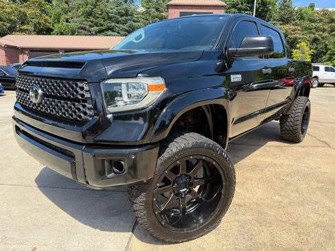 Used 2018 Toyota Tundra Platinum AWD/4WD image 1